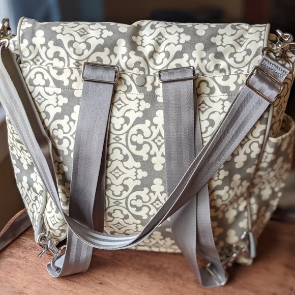 Petunia Pickle Bottom Boxy Backpack, Breakfast in Berkshire - Picture 3 of 6